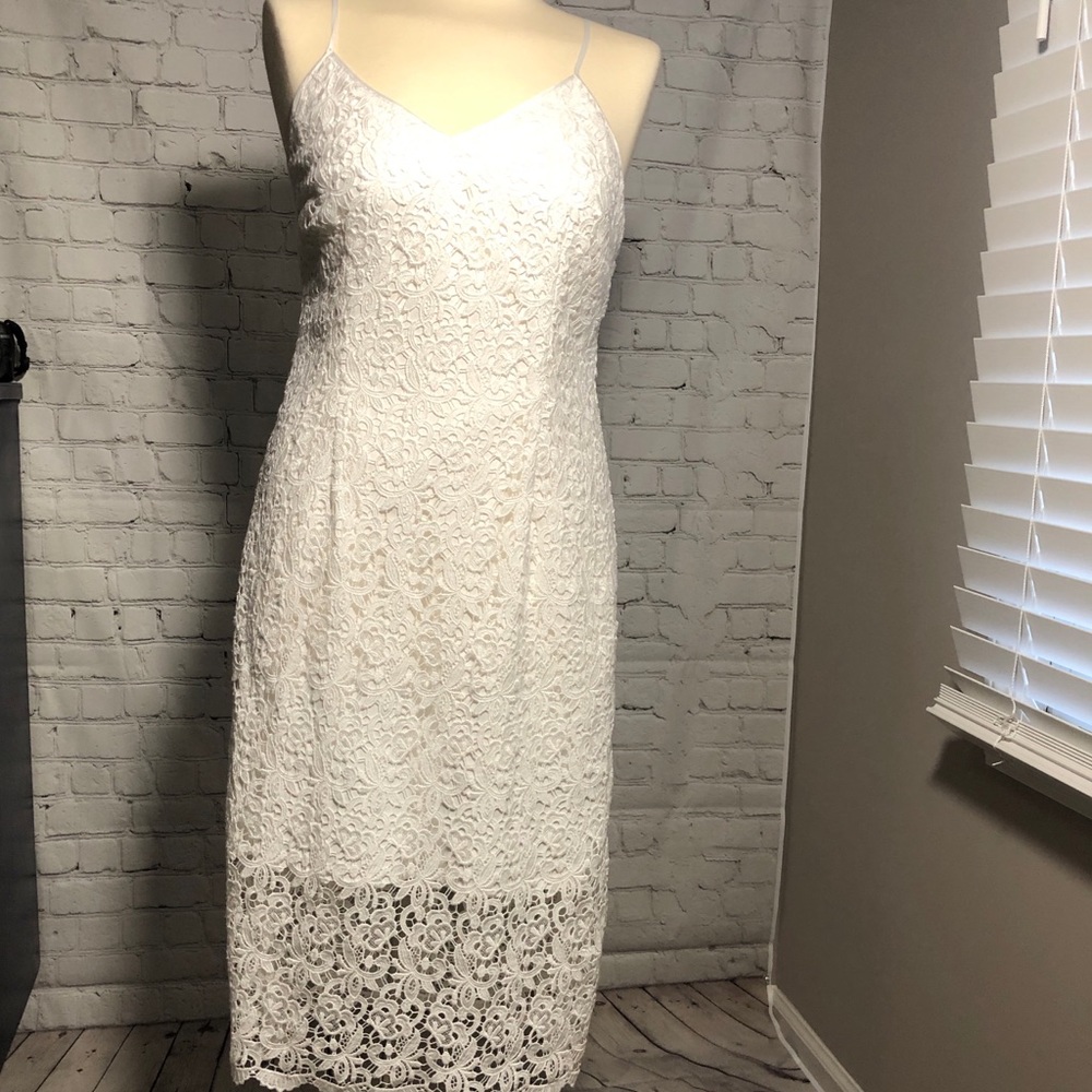 Lace White House Black Market lace Dress NWOT